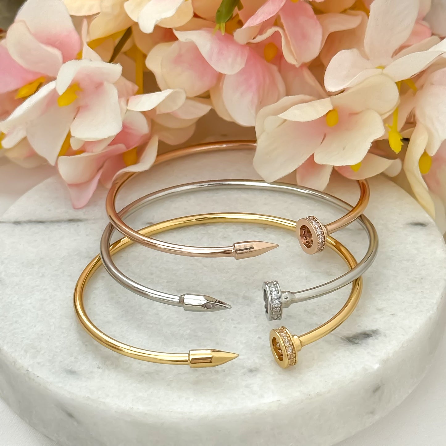 Pulsera Clavos de 3 Oros en Baño de Oro 18K