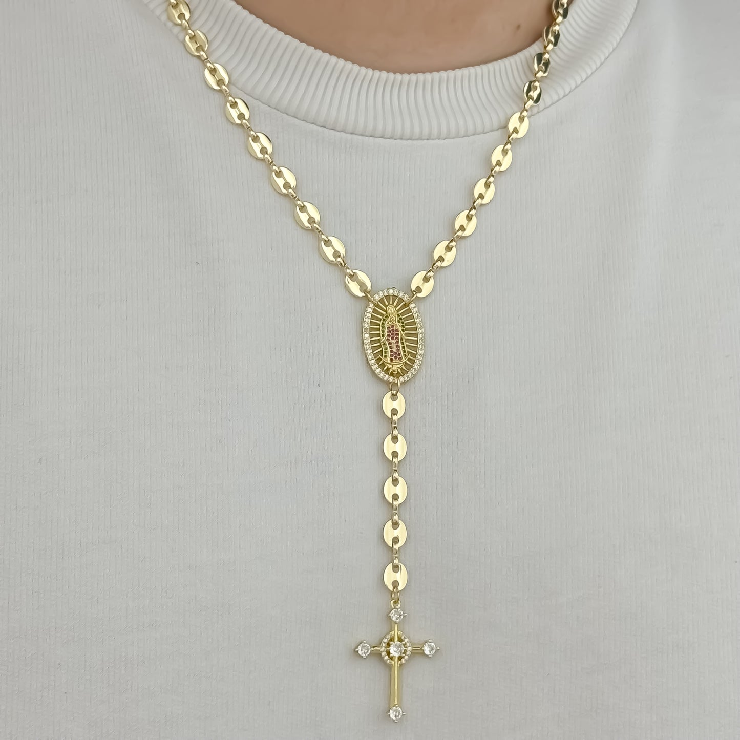 Camandula Tejido Gucci con Virgen de Guadalupe en Circones en Baño de Oro de 18k con Garantia